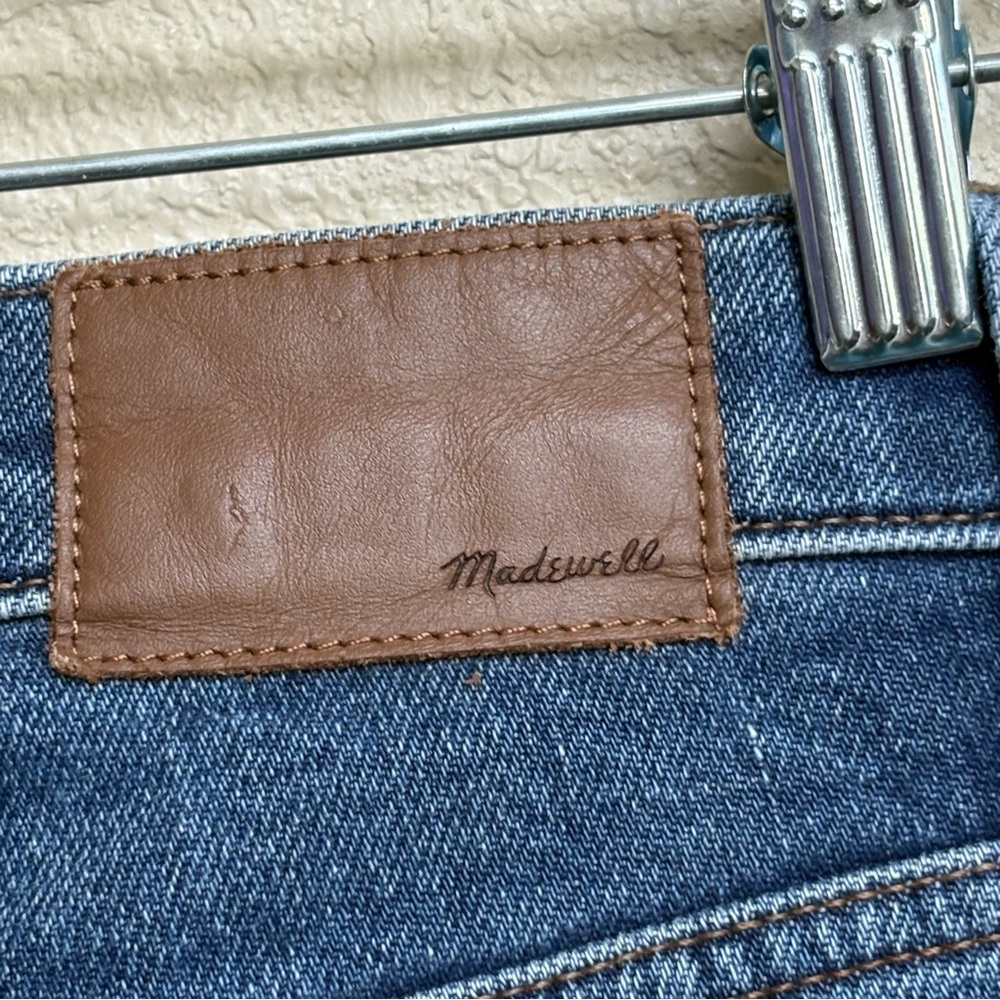 Madewell Straight-Leg Jeans in Medium Blue Wash - Picture 9 of 11